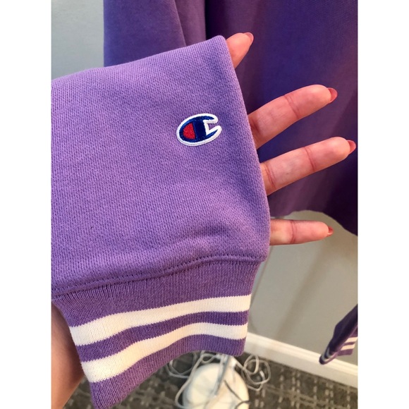 V Neck Champion Crop Sweatshirt 
